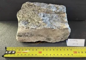 AMS Black and White Thousand Layer Rock Per Kg (In Store Only)