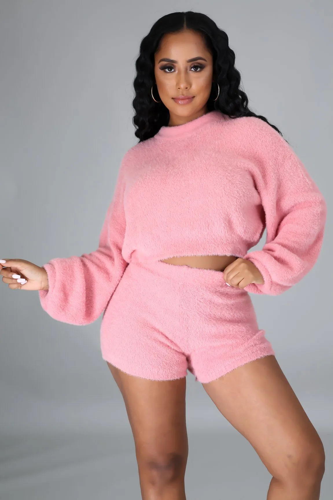 Fuzzy Feels Short Set