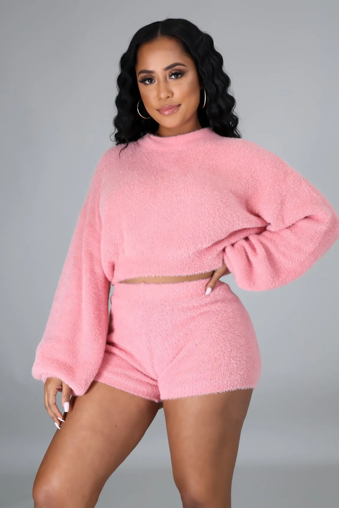Fuzzy Feels Short Set