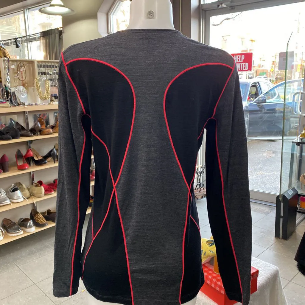 Icebreaker merino wool base layer top L