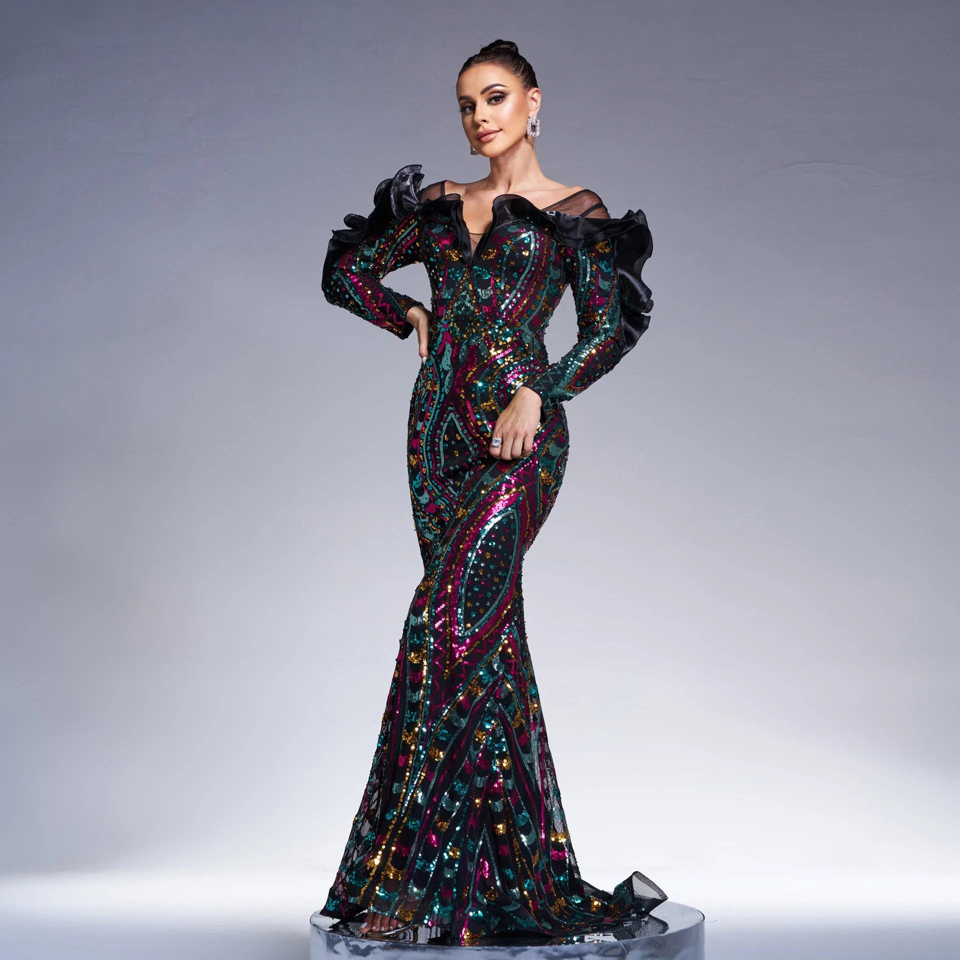 Long Sleeve V Neck Cutout Long Sequined Fishtail Evening Dress