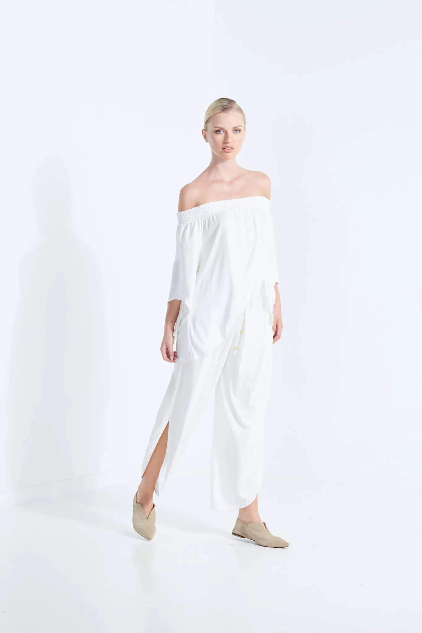 Naevia Off the Shoulder Top - White Dew