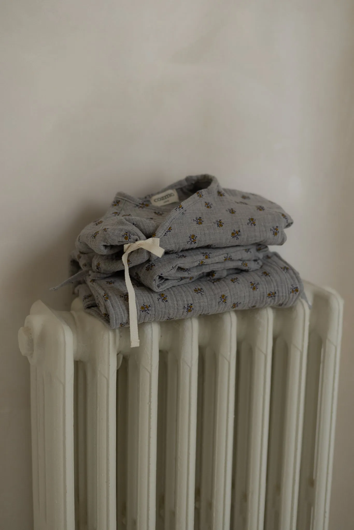 ORGANIC FLORAL NEWBORN PANTS