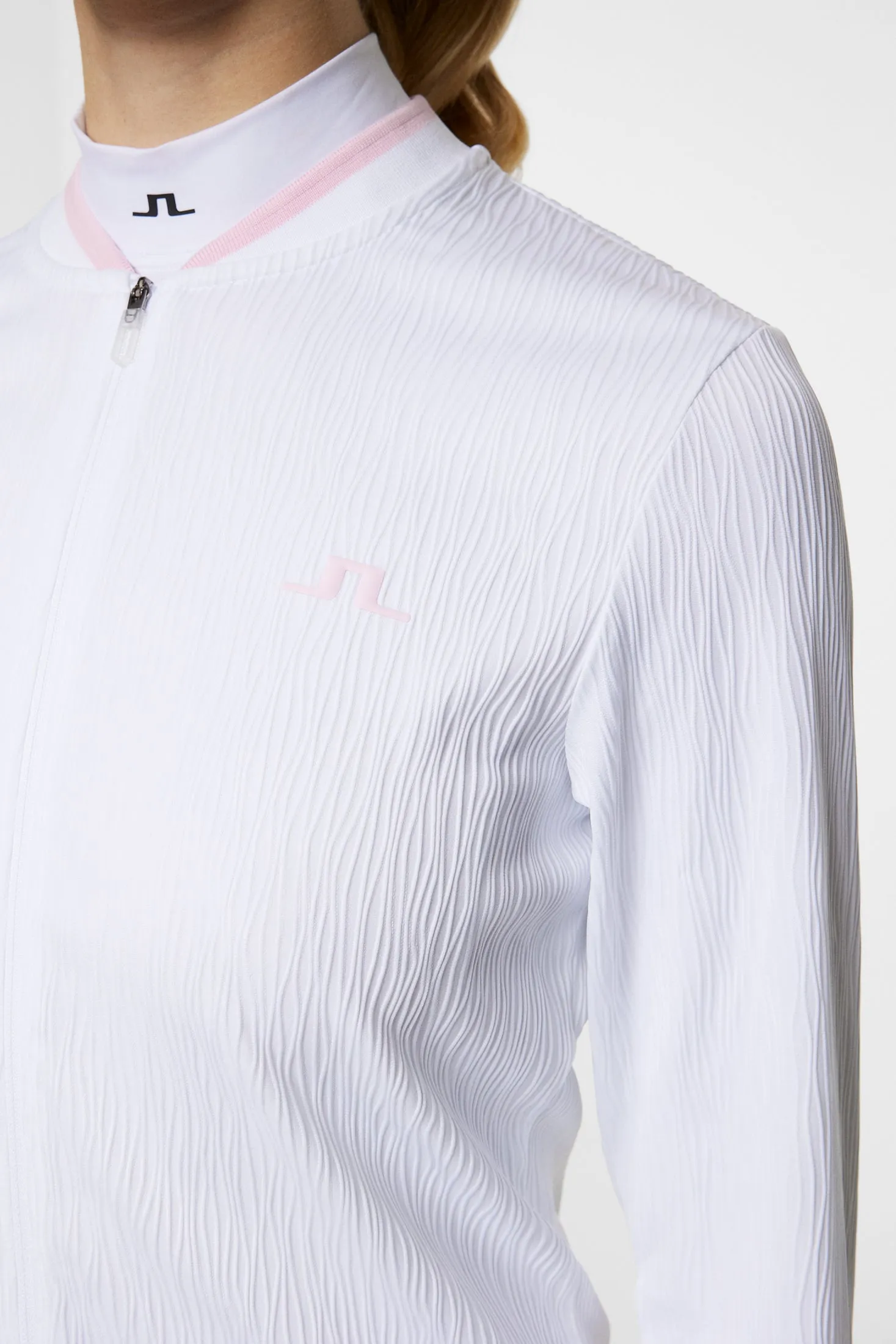 Susanna Mid Layer / White