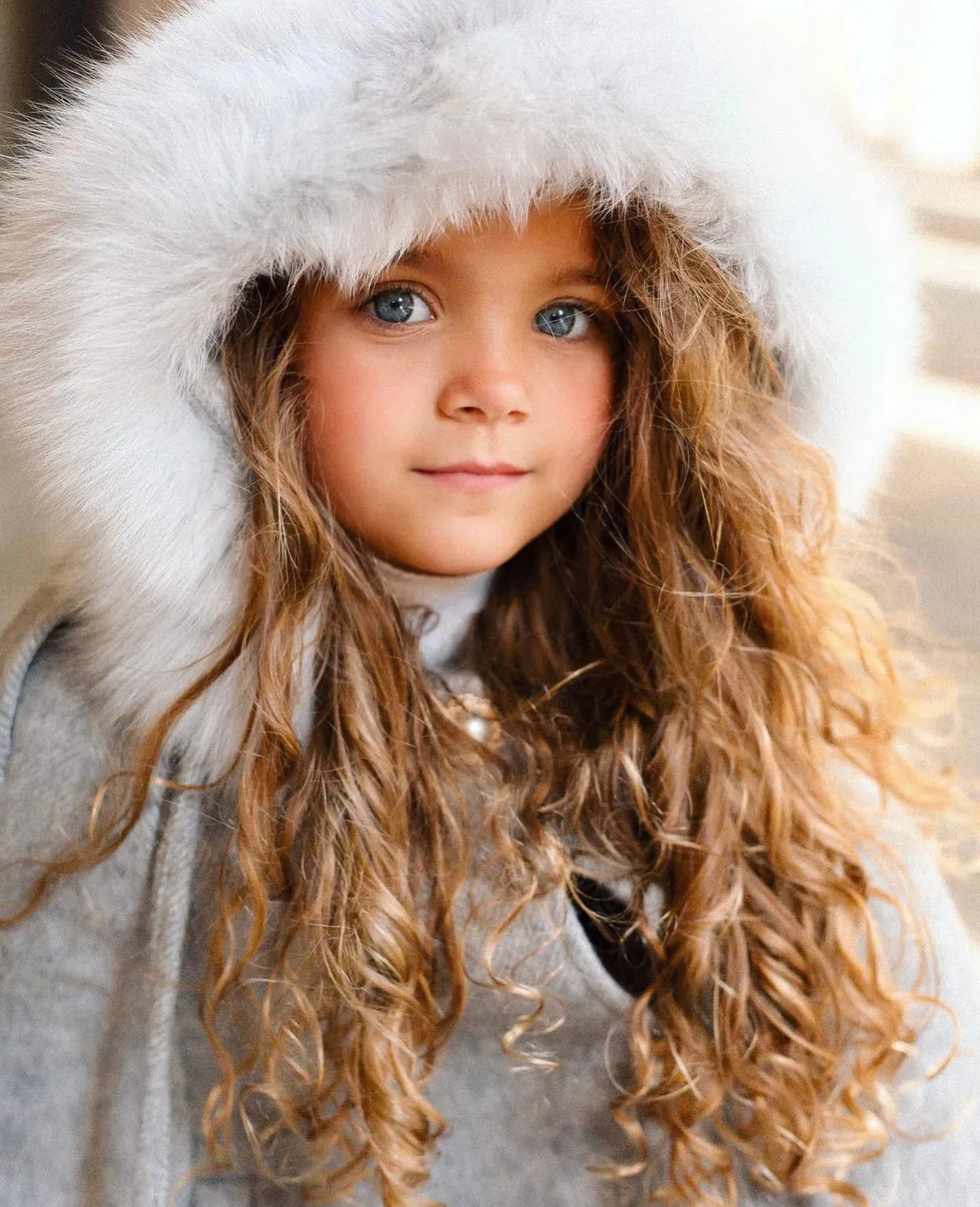 Victoria for MI LOVES Collaboration!!Beautiful DOVE Cape with Luxurious Fox fur Collar and pom-poms.